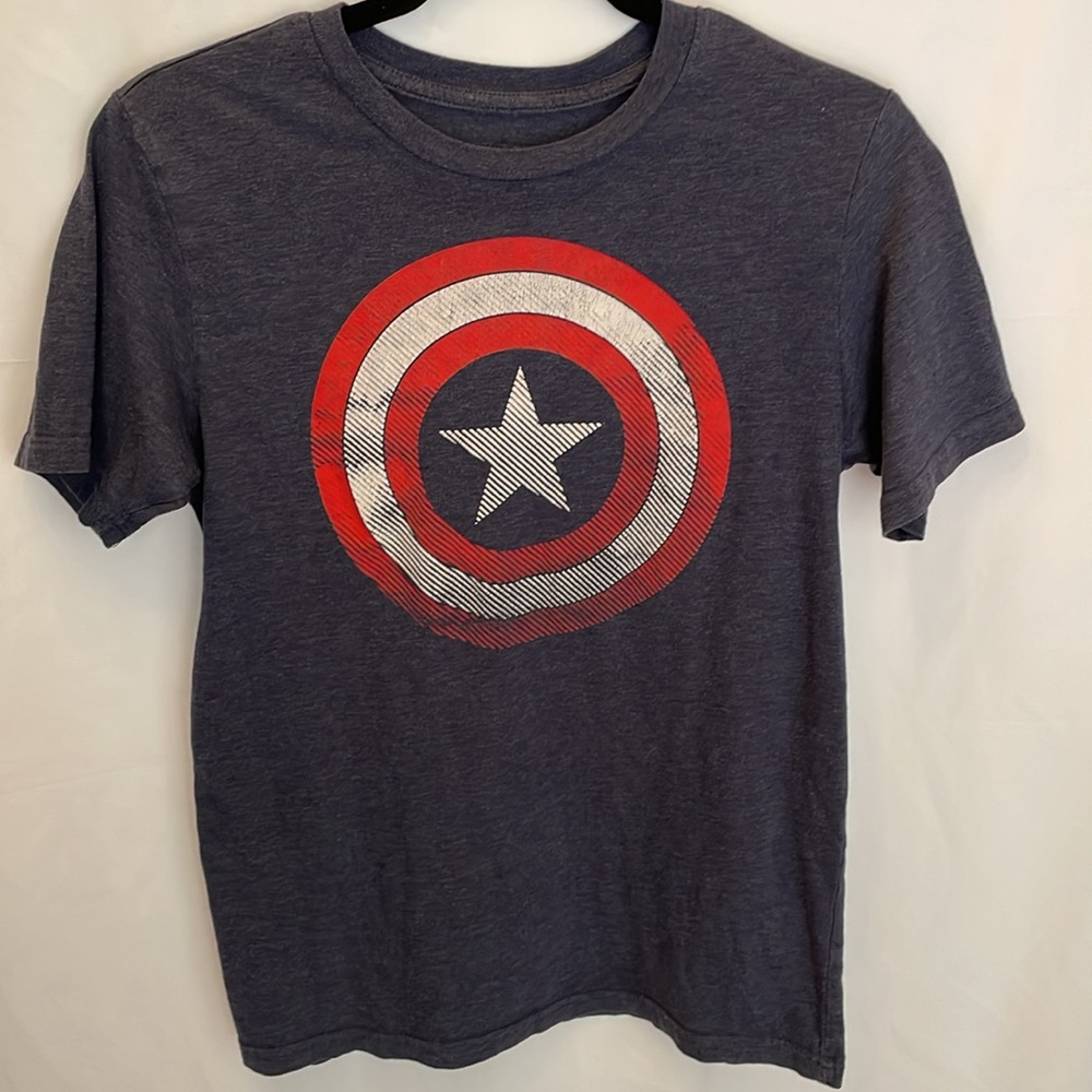 Marvel Captain America Shield T-Shirt kids size Large Unisex Disney Comic Books